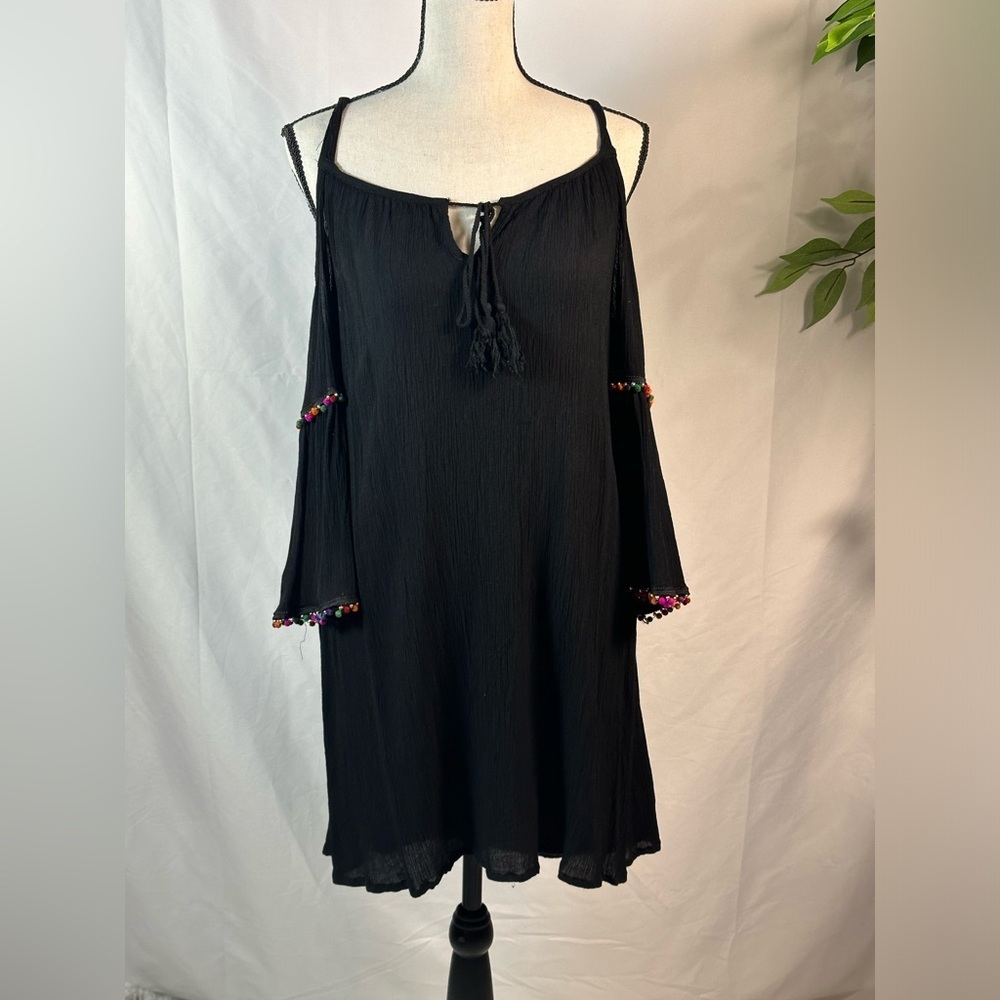 Black Cold Shoulder Dress with Pom-Pom Accents - Picture 2 of 11